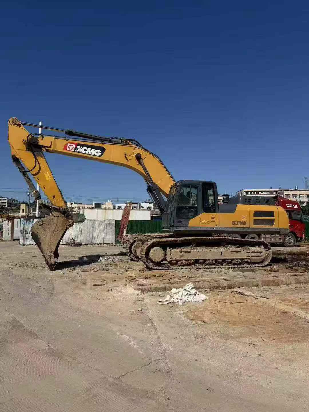 Buy XCMG XE370 Used Excavator / 3 Buy XCMG XE370 Used Excavator / 3