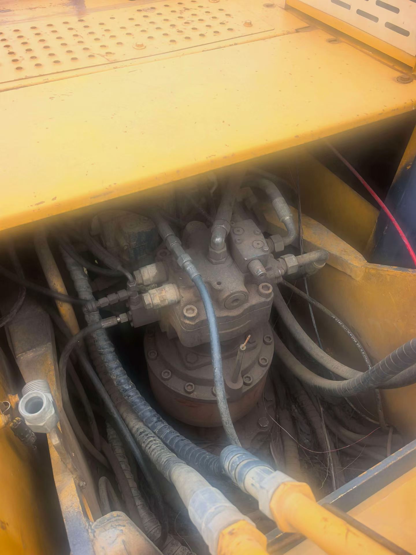 شراء حفارة XCMG XE250 مستعملة / 3