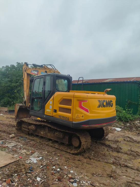 Buy XCMG XE155D Used Excavator / 1