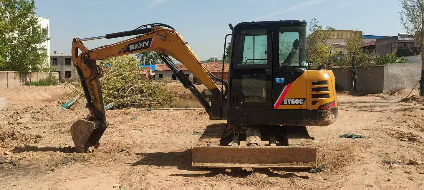 Buy Sany SY60 Used Excavator / 1