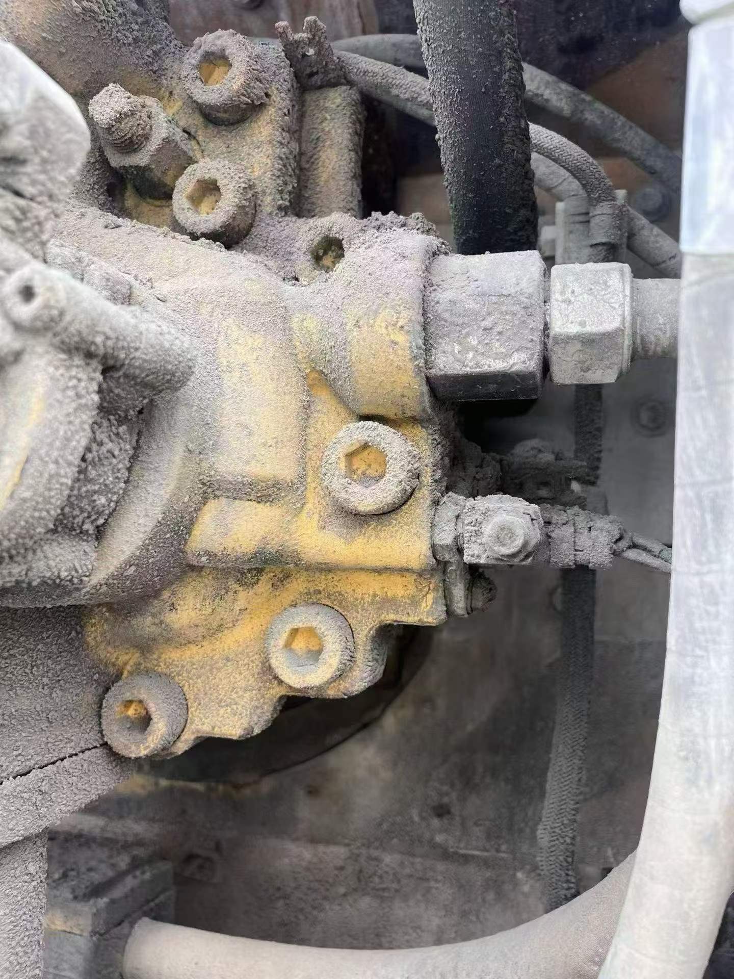 شراء حفارة Caterpillar 336DL مستعملة / 5