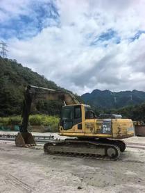 Buy Komatsu PC240-6 Used Excavator / 3 Buy Komatsu PC240-6 Used Excavator / 3