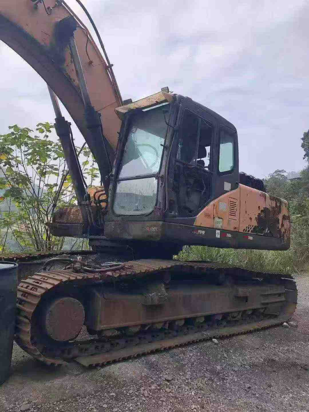 Buy Sany SY265C Used Excavator / 3 Buy Sany SY265C Used Excavator / 3