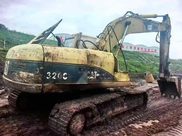Buy Caterpillar 320C Used Excavator / 1