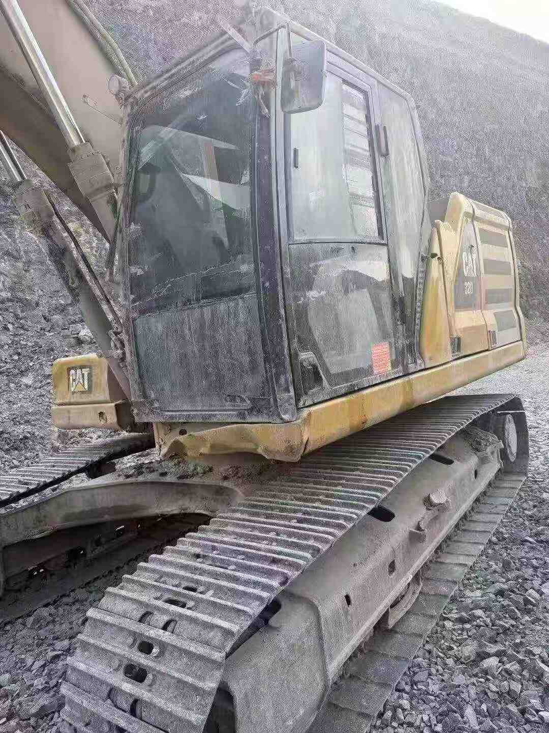 Buy Caterpillar 320A Used Excavator / 1