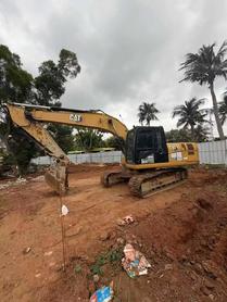 Buy Caterpillar 320A Used Excavator / 2 Buy Caterpillar 320A Used Excavator / 2