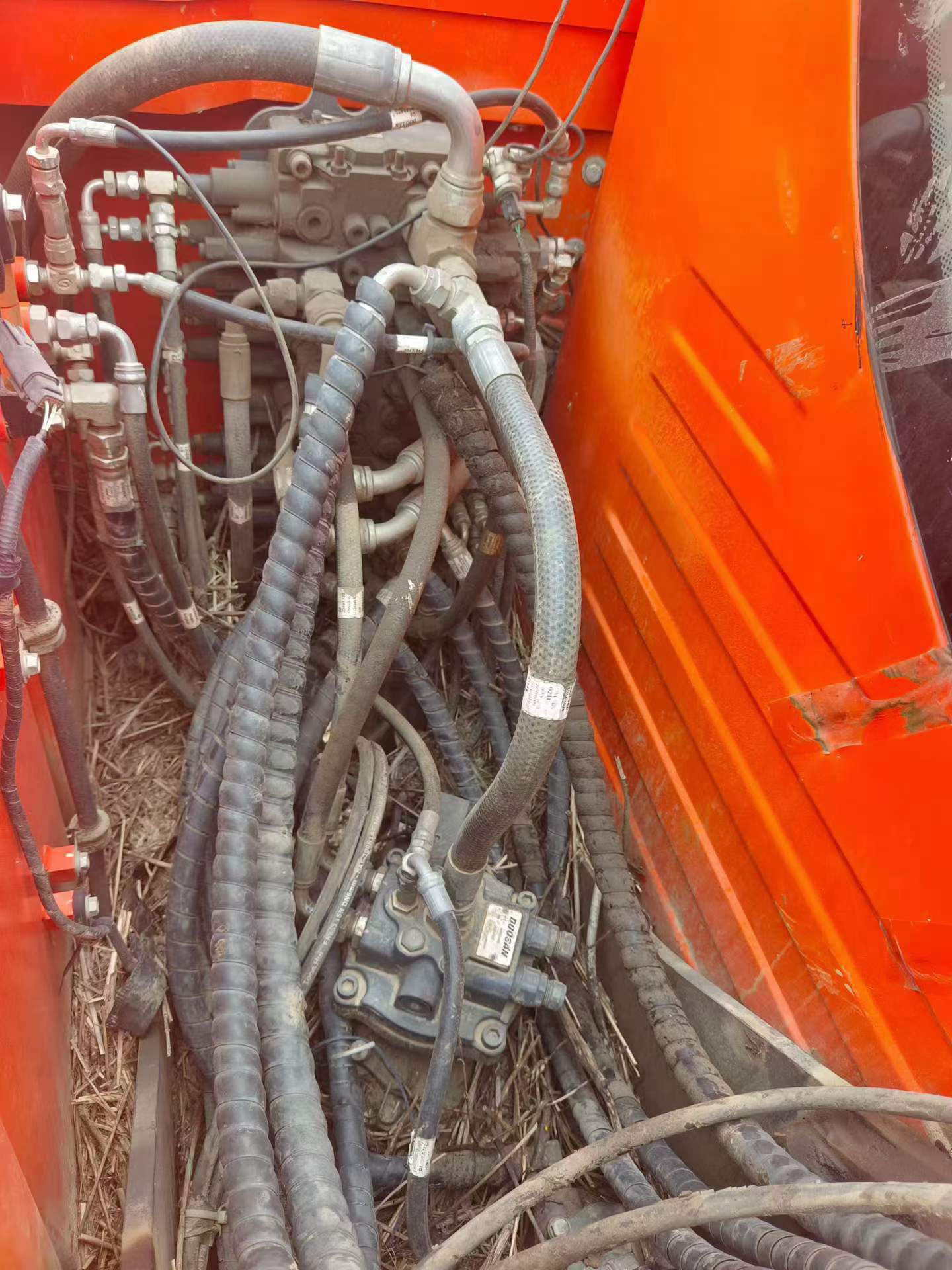 Buy Doosan DX75 Used Excavator / 3 Buy Doosan DX75 Used Excavator / 3