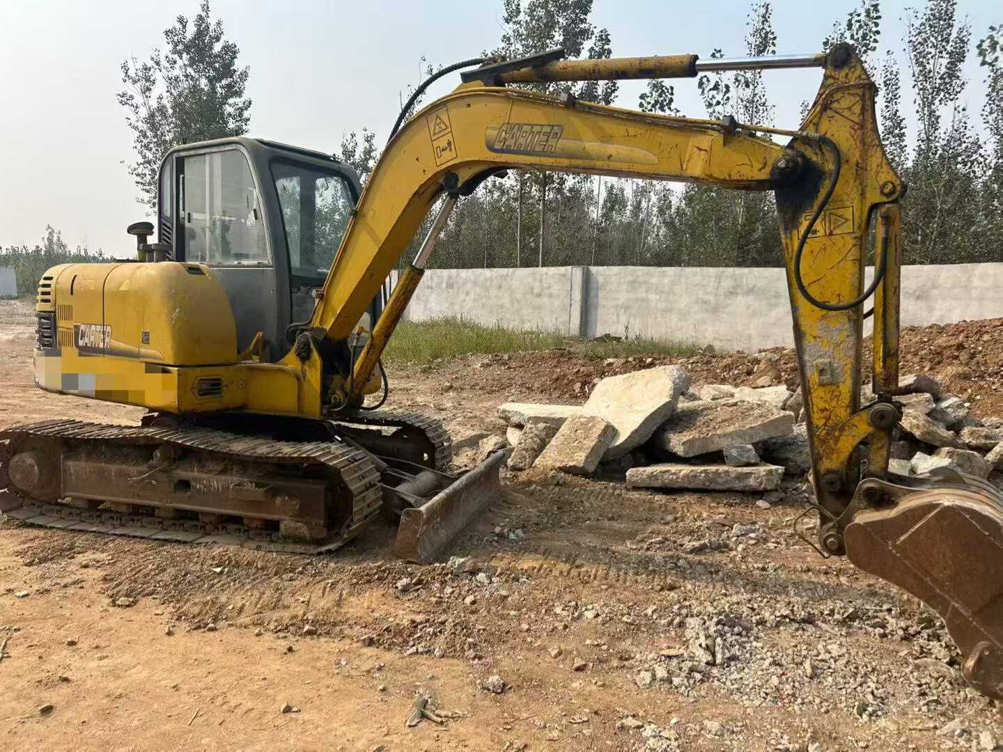 شراء حفارة Caterpillar CT60 مستعملة / 3