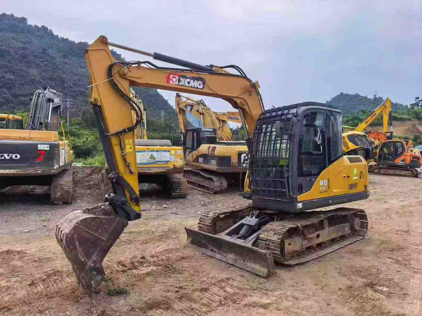 Buy XCMG XE85C Used Excavator / 3 Buy XCMG XE85C Used Excavator / 3
