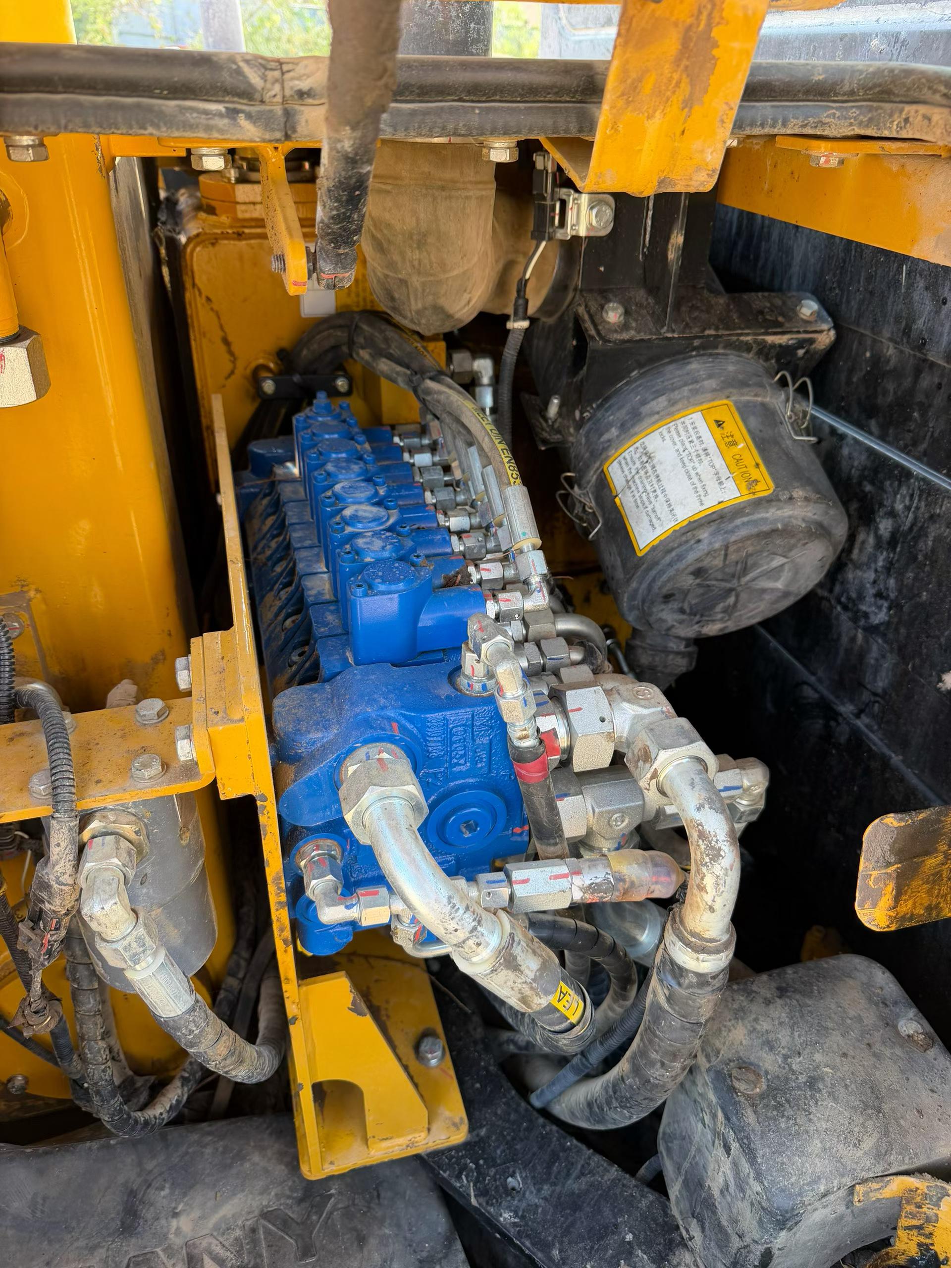 Buy Sany SY55 Used Excavator / 7 Buy Sany SY55 Used Excavator / 7