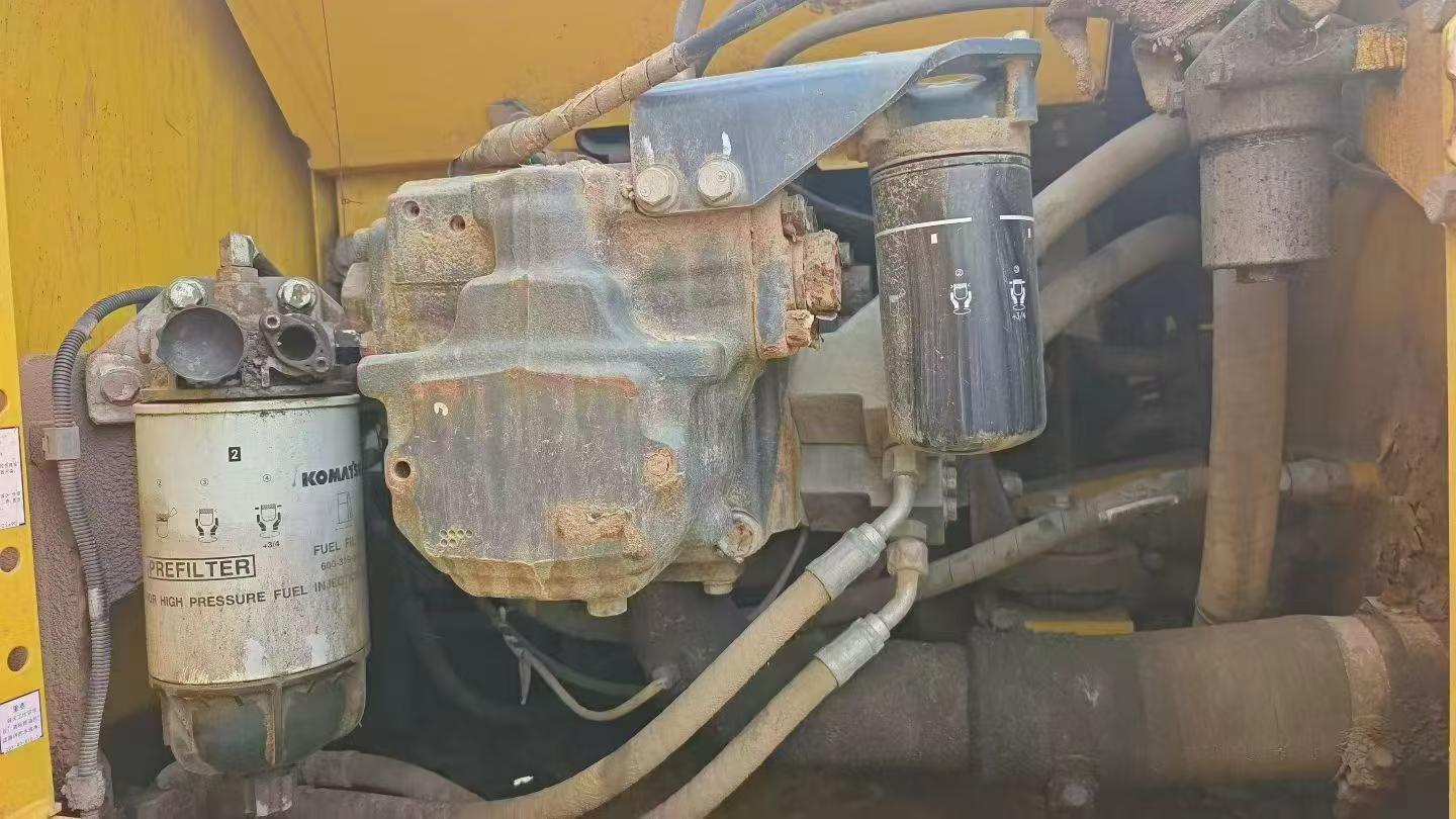 Buy Komatsu PC210 Used Excavator / 6 Buy Komatsu PC210 Used Excavator / 6