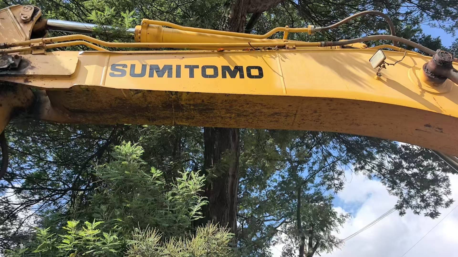 Buy Sumitomo SH350-5 Used Excavator / 4 Buy Sumitomo SH350-5 Used Excavator / 4