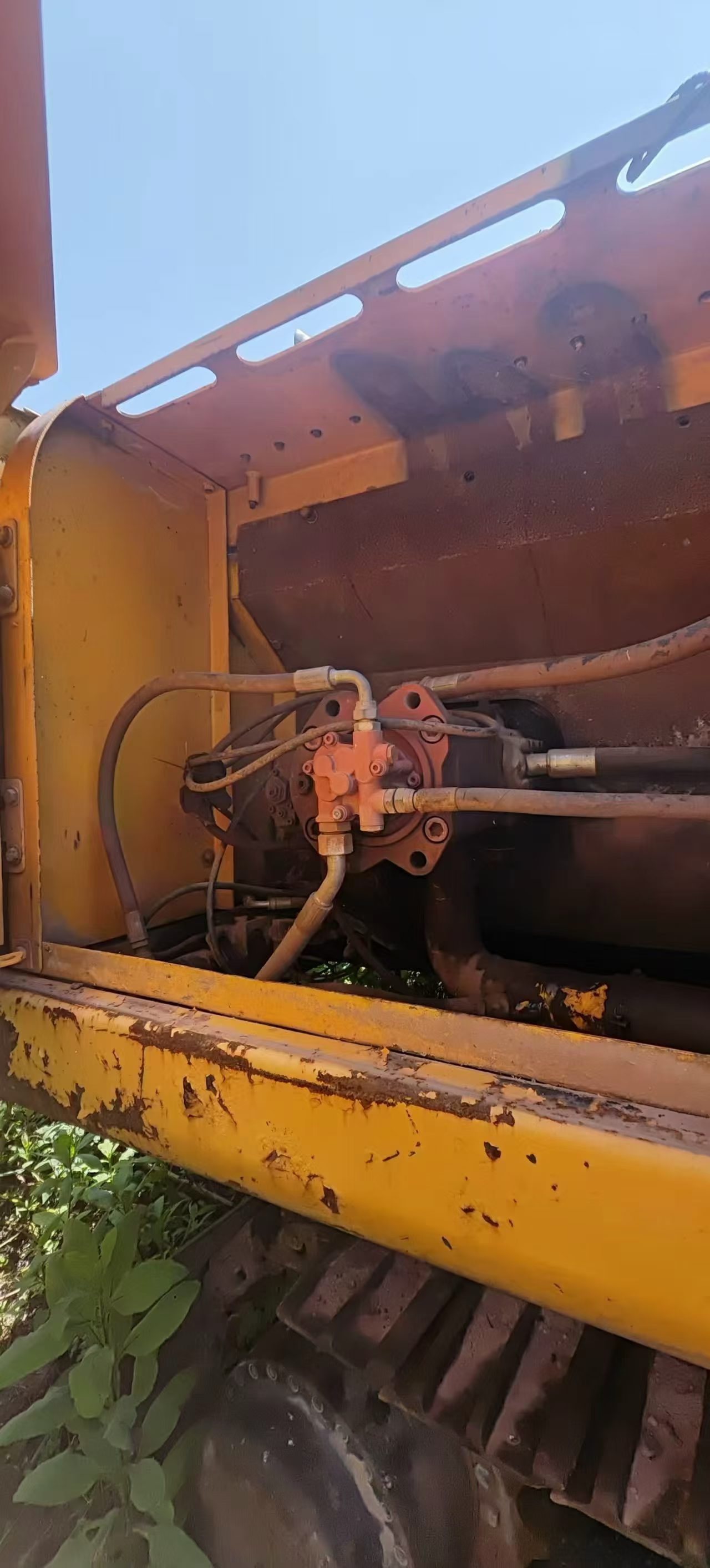 Buy Hyundai R305LC-7 Used Excavator / 2 Buy Hyundai R305LC-7 Used Excavator / 2
