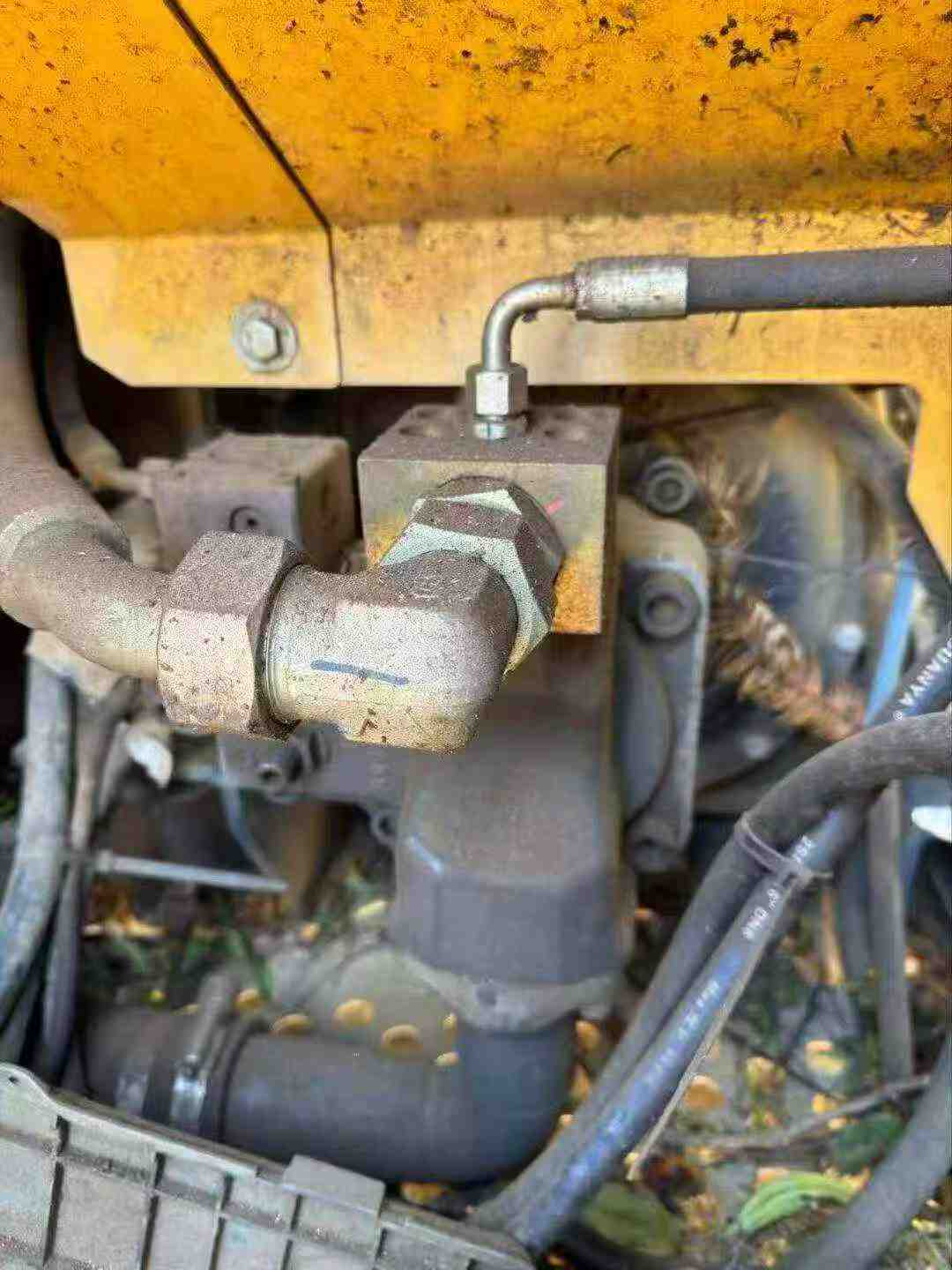 Buy XCMG XE75C Used Excavator / 4 Buy XCMG XE75C Used Excavator / 4