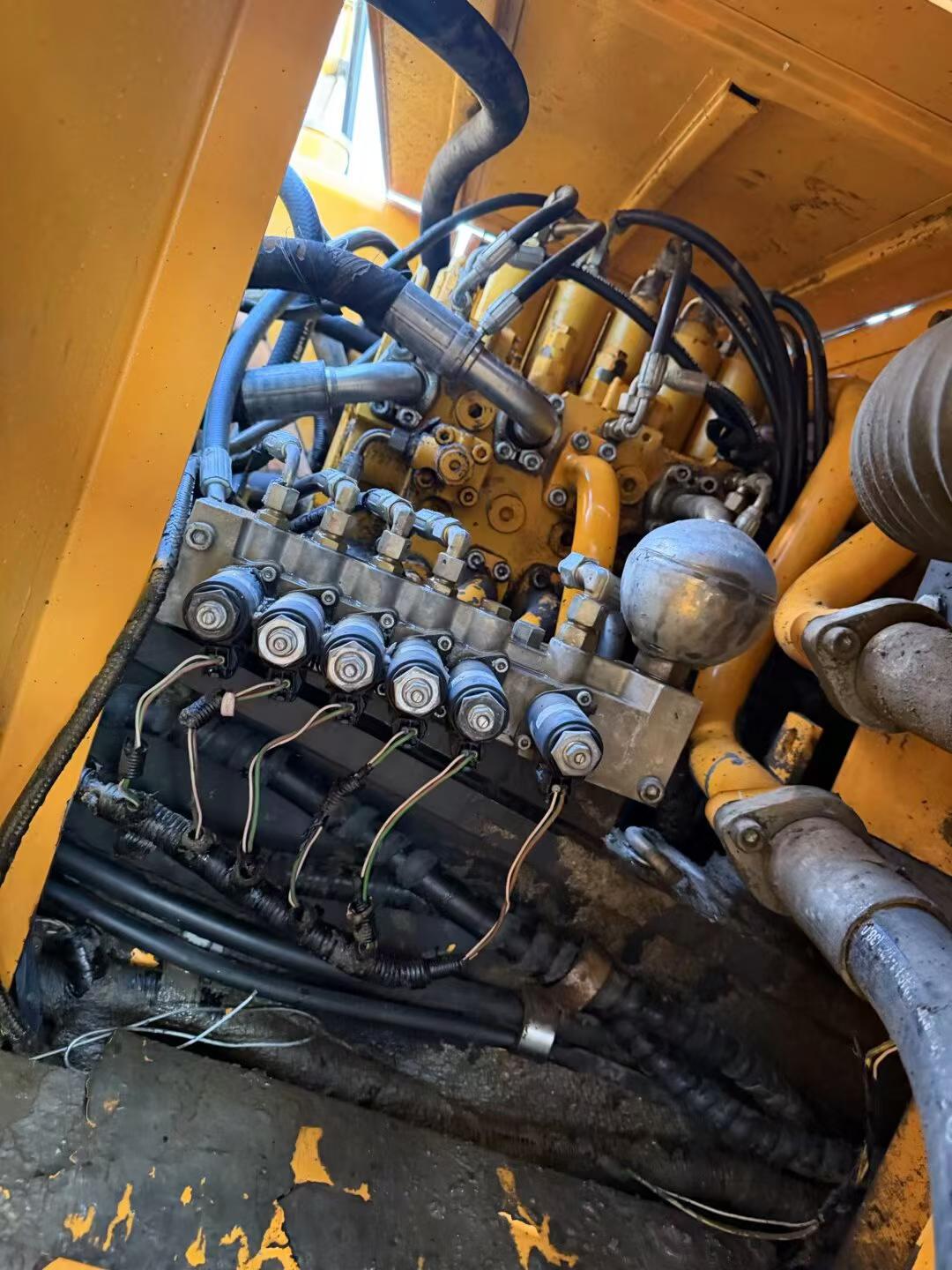 Buy Sany SY205C-8 Used Excavator / 5