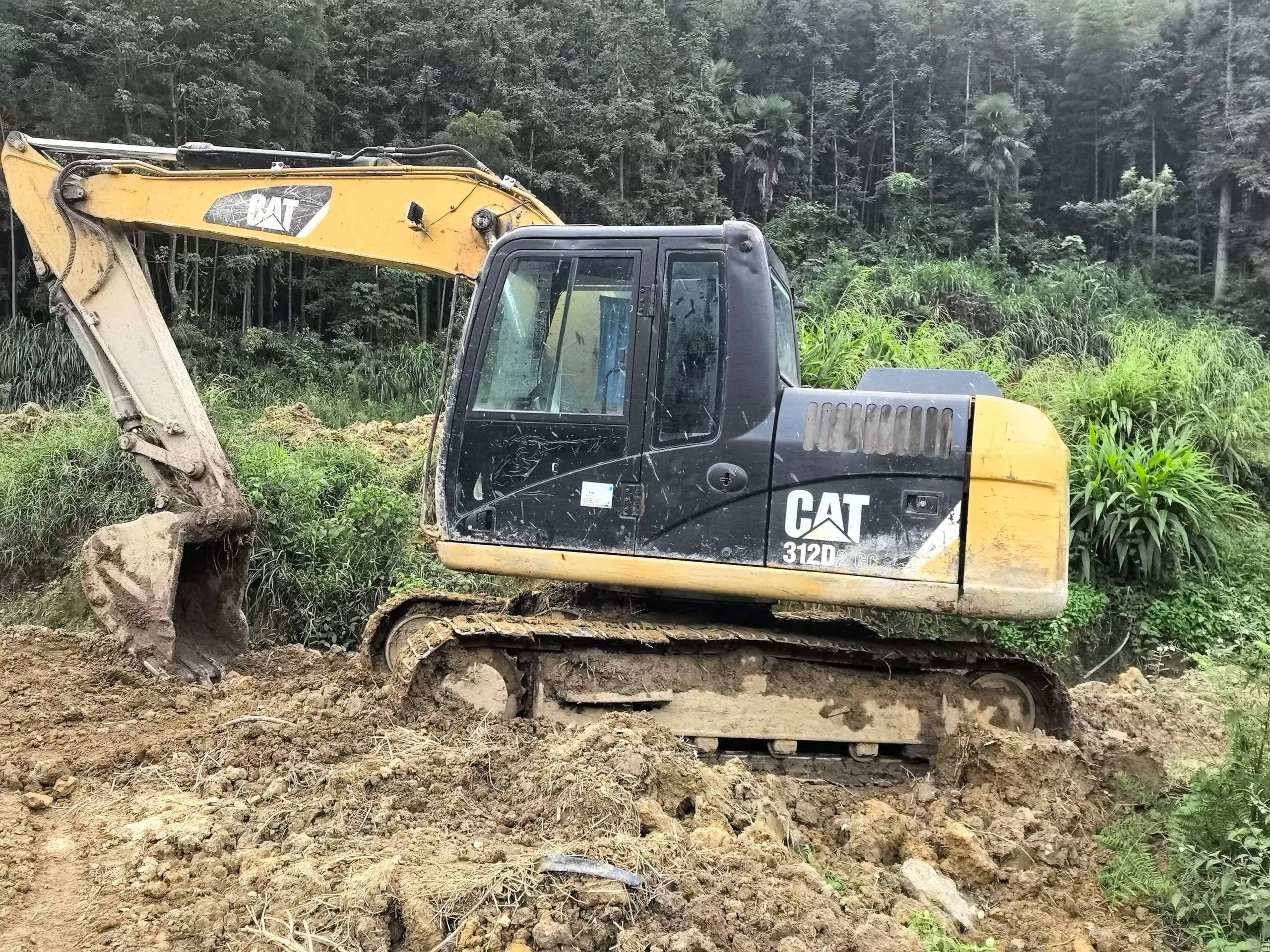 Buy Caterpillar 312 Used Excavator / 1