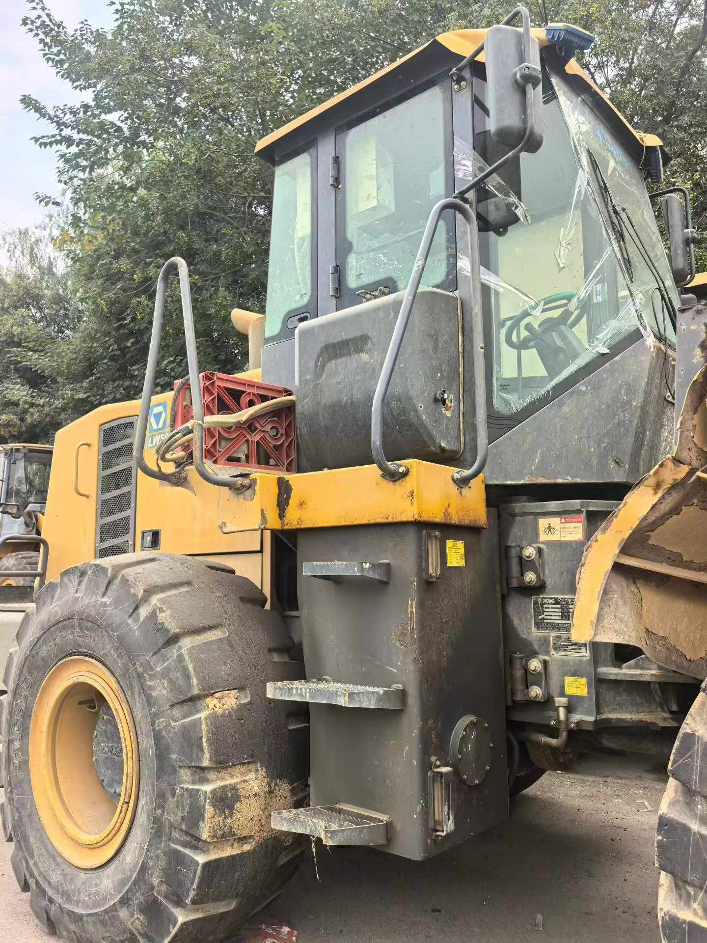 Buy XCMG LW500FV Used Loader / 3