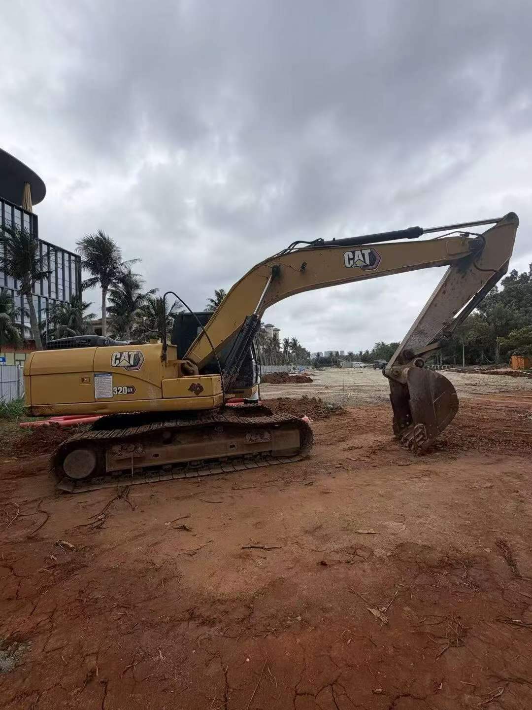 Buy Caterpillar 320A Used Excavator / 1