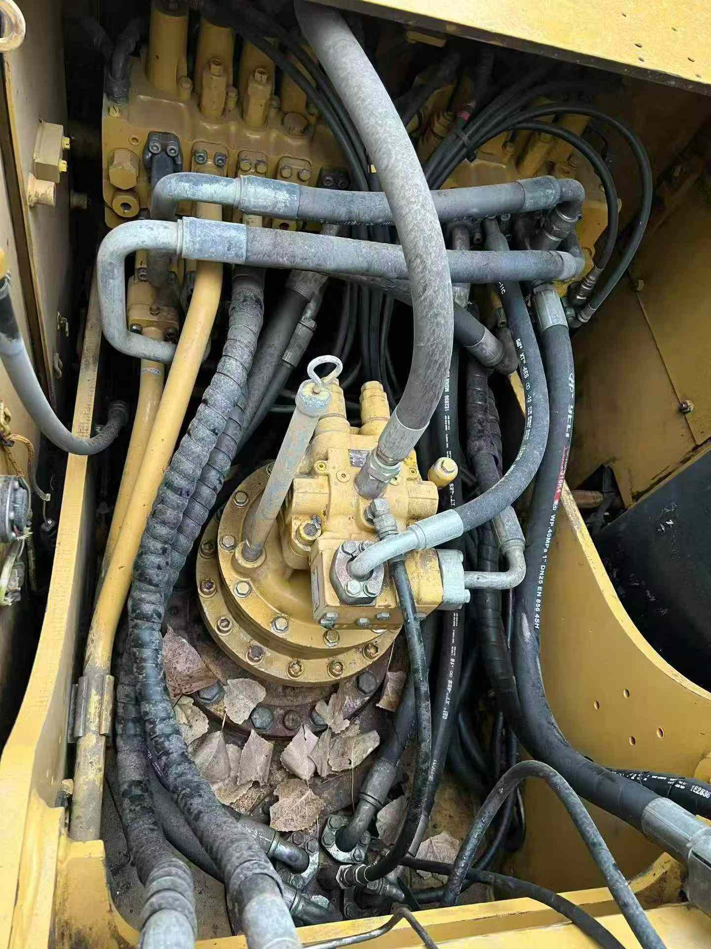 Buy Caterpillar 320D Used Excavator / 8 Buy Caterpillar 320D Used Excavator / 8