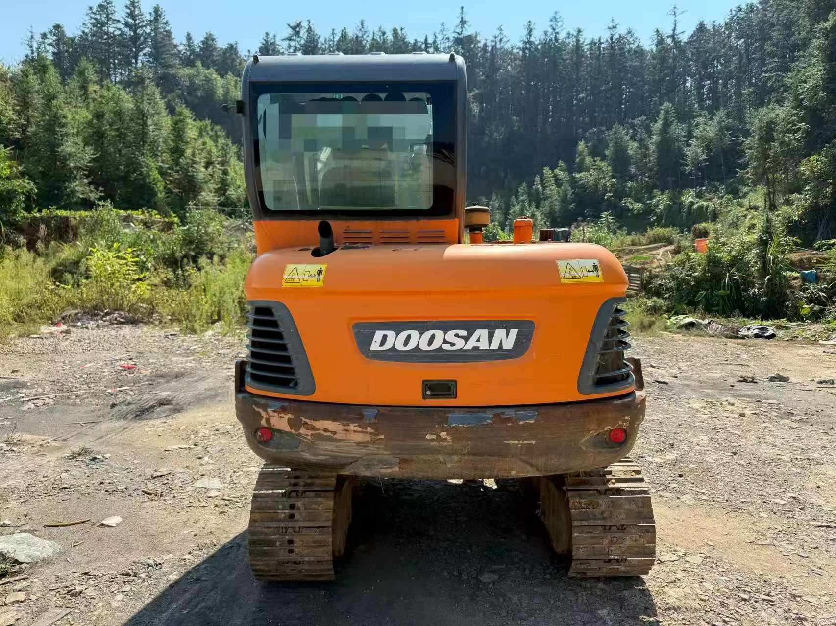 Compre Excavadora Doosan DH60 Usada / 3