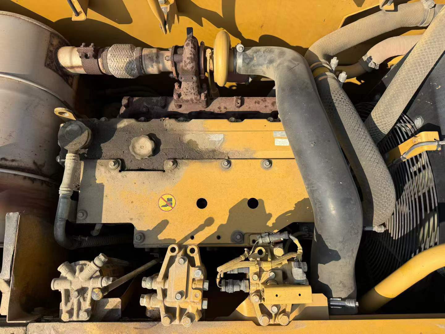 Buy Caterpillar 320D Used Excavator / 7 Buy Caterpillar 320D Used Excavator / 7
