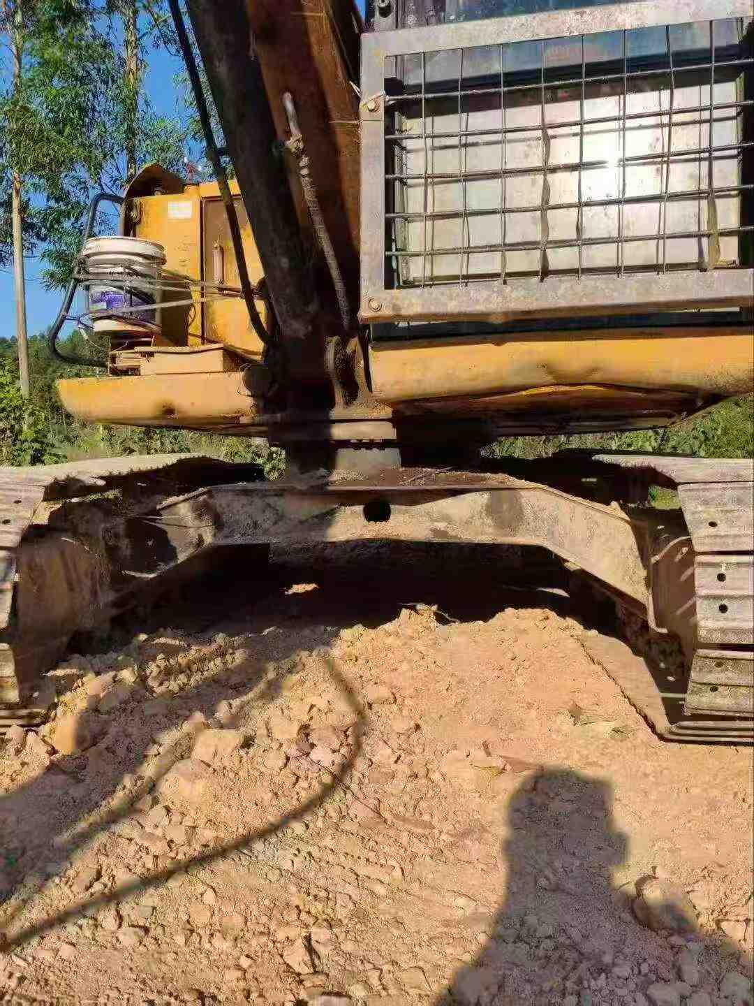 Buy Caterpillar Used Excavator / 2 Buy Caterpillar Used Excavator / 2