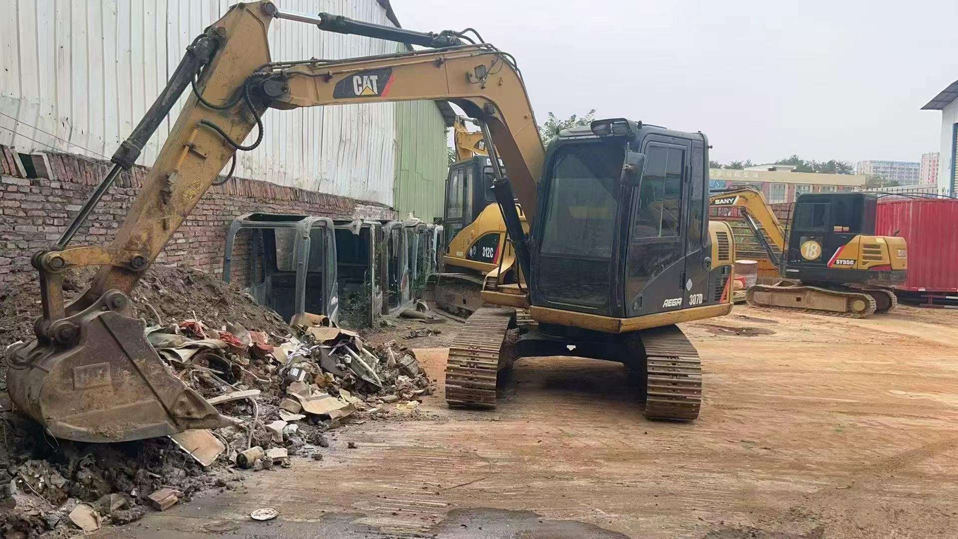 Buy Caterpillar 307B Used Excavator / 8