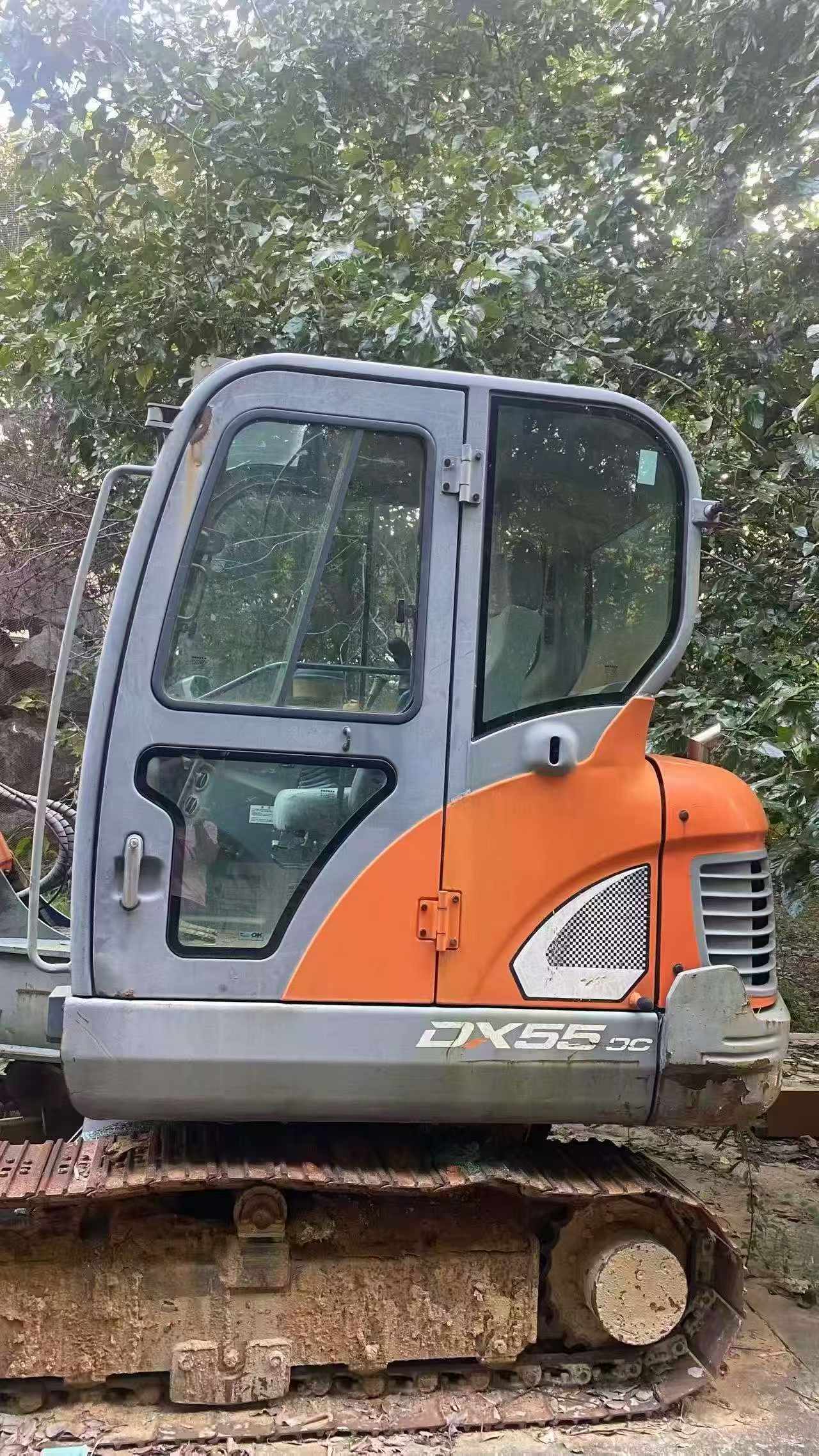 شراء حفارة Doosan DH55 مستعملة / 3