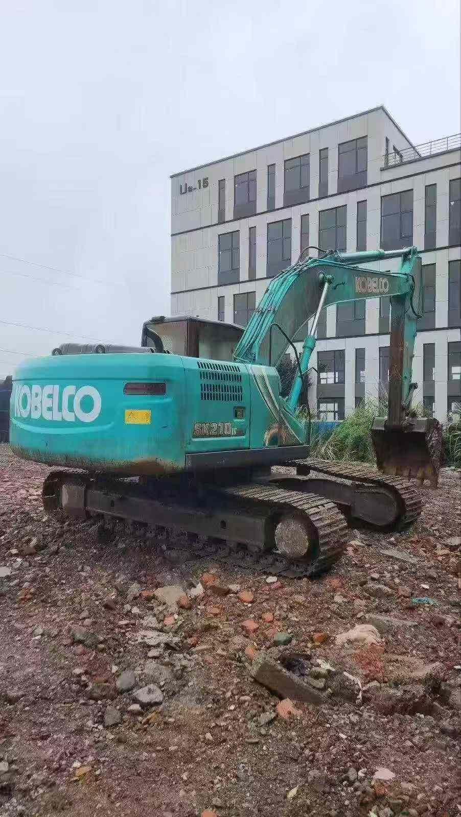 Buy Kobelco SK210 Used Excavator / 4 Buy Kobelco SK210 Used Excavator / 4