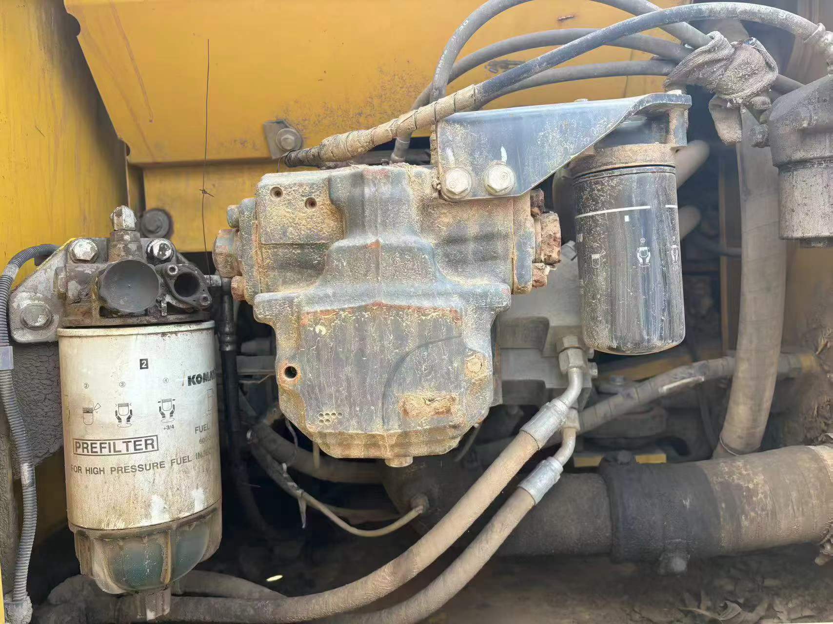 Buy Komatsu PC210 Used Excavator / 5 Buy Komatsu PC210 Used Excavator / 5