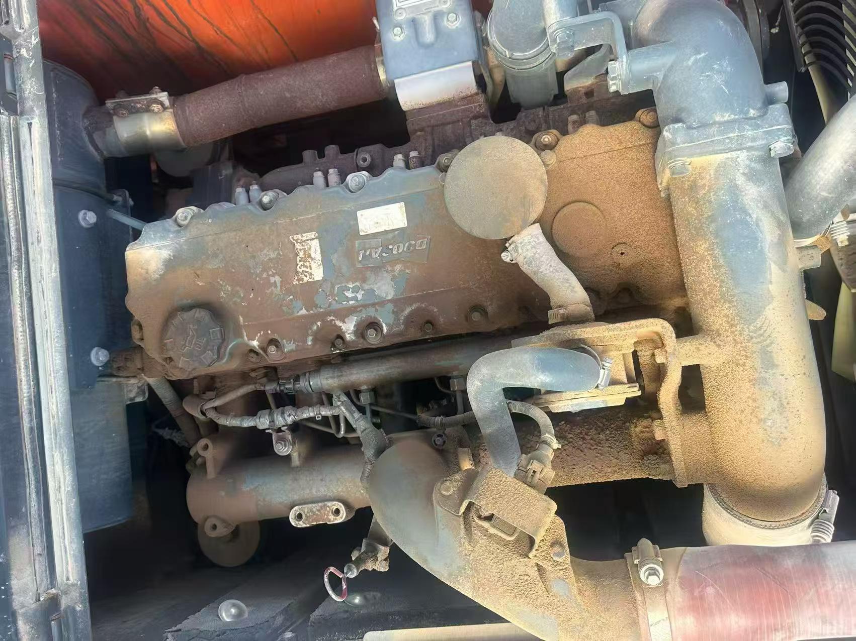Buy Doosan DH215-9 Used Excavator / 4