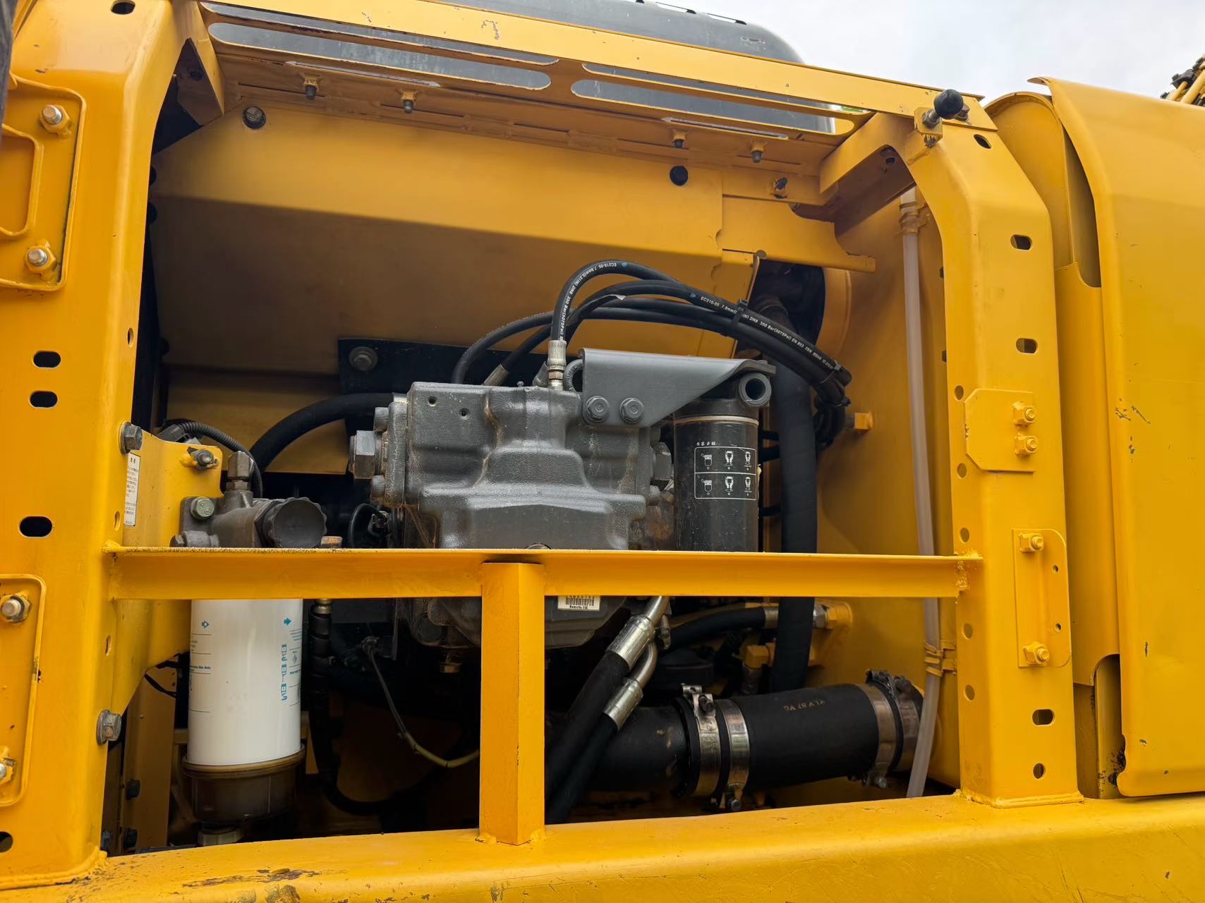 Buy Komatsu PC200-8N1 Used Excavator / 3 Buy Komatsu PC200-8N1 Used Excavator / 3
