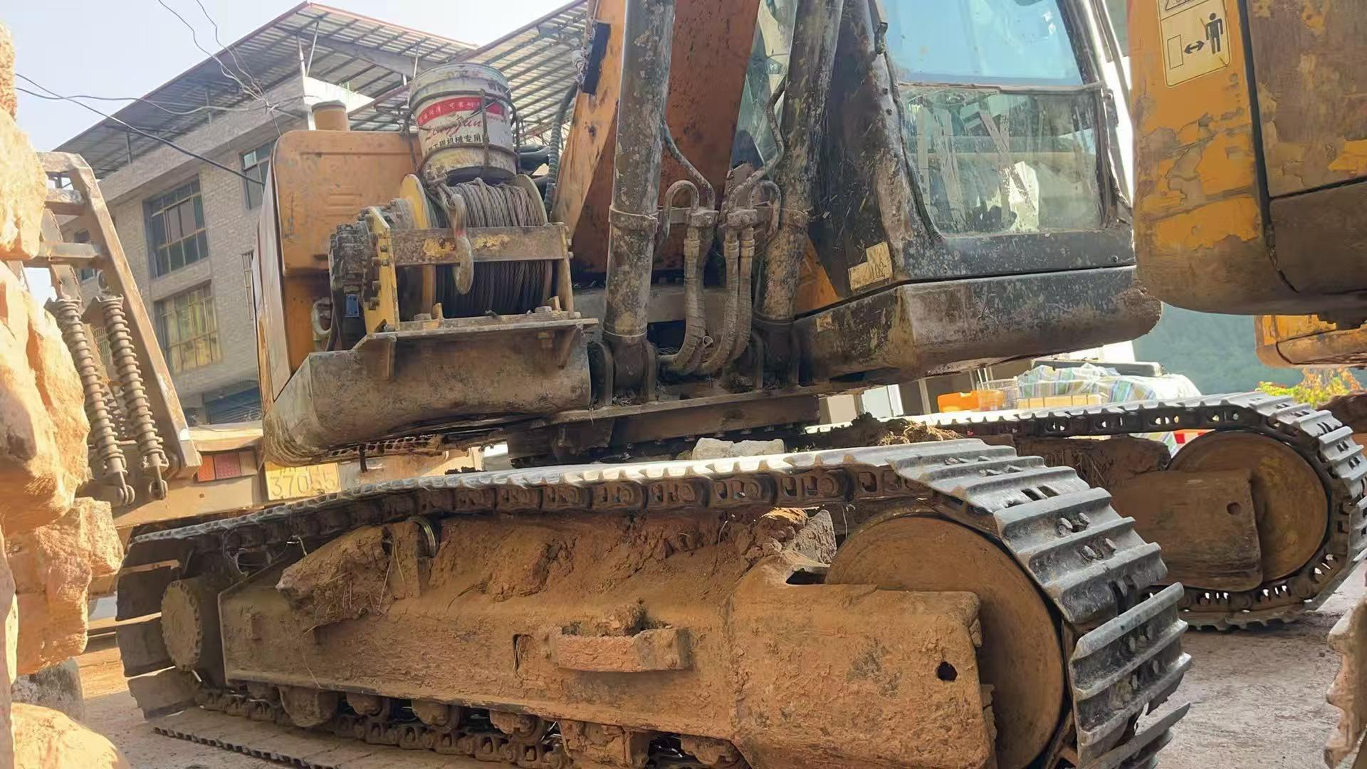 Buy Sany SY135 Used Excavator / 2