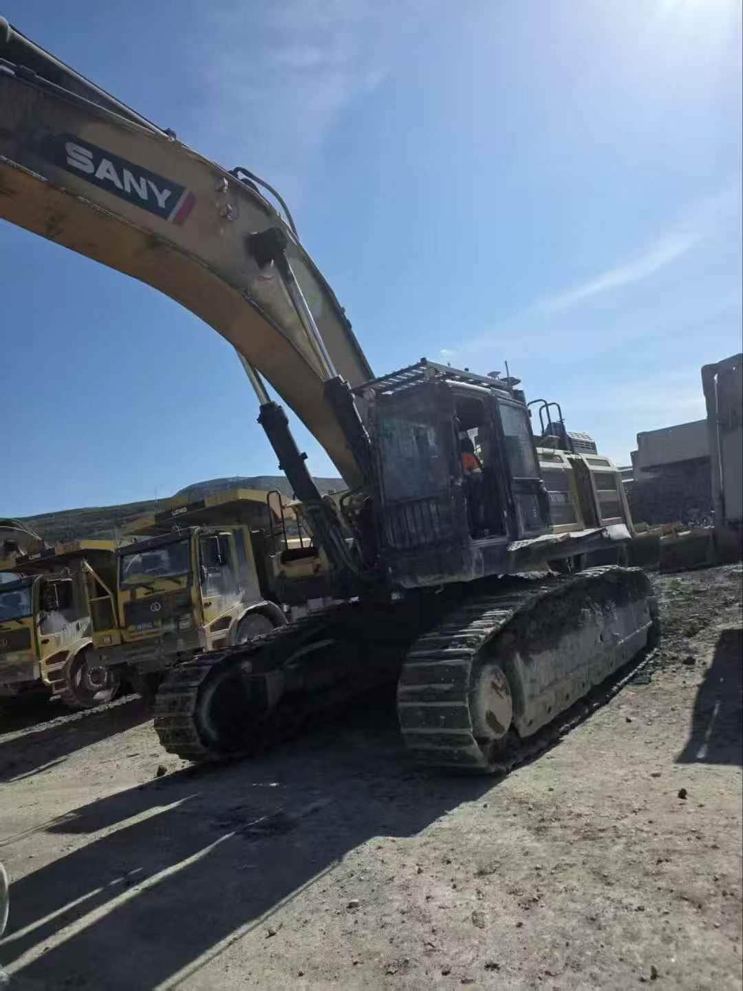 شراء حفارة Sany SY750H مستعملة / 3