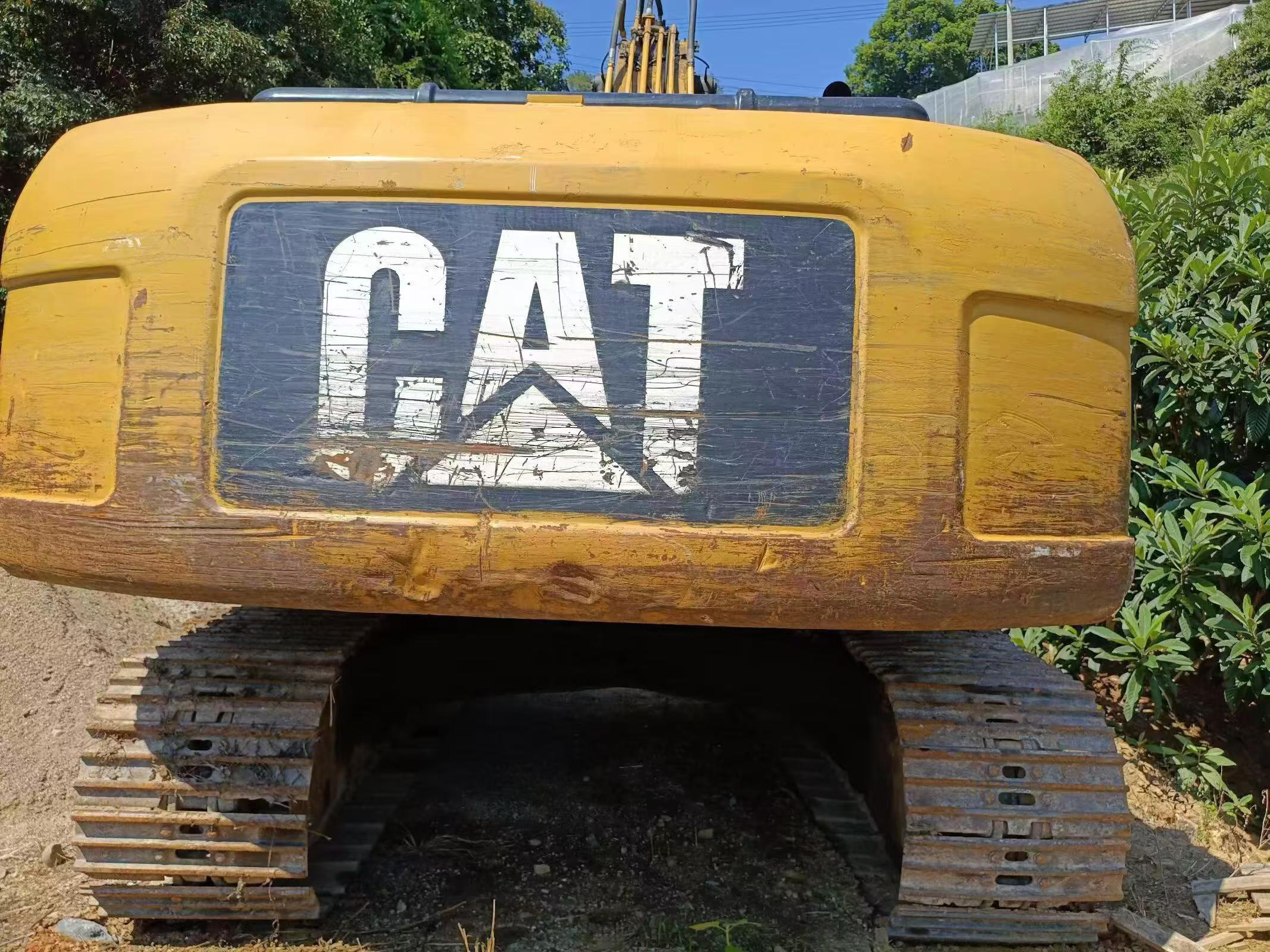 Buy Caterpillar 320D Used Excavator / 2 Buy Caterpillar 320D Used Excavator / 2