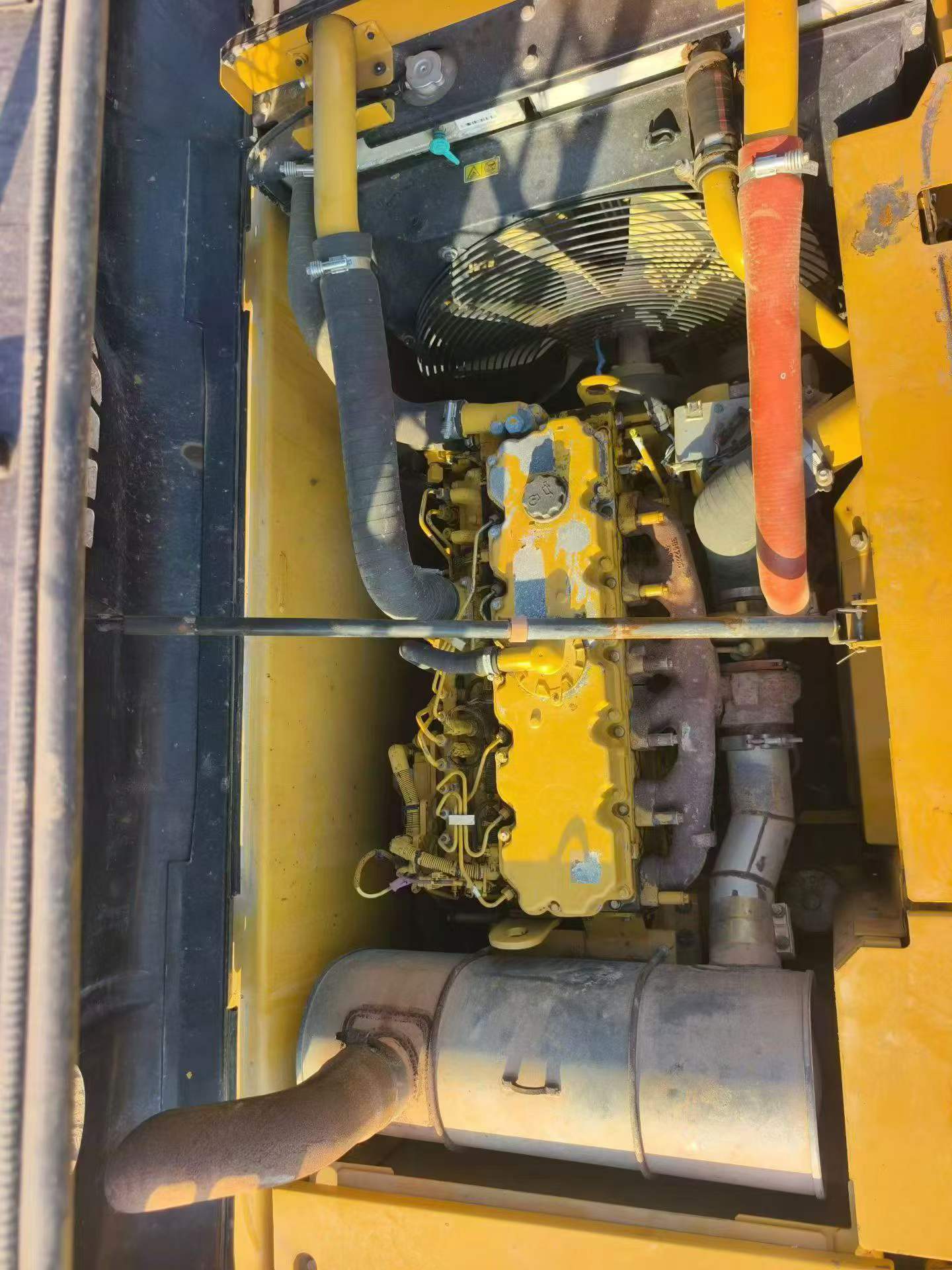 Buy Caterpillar 323 Used Excavator / 8 Buy Caterpillar 323 Used Excavator / 8