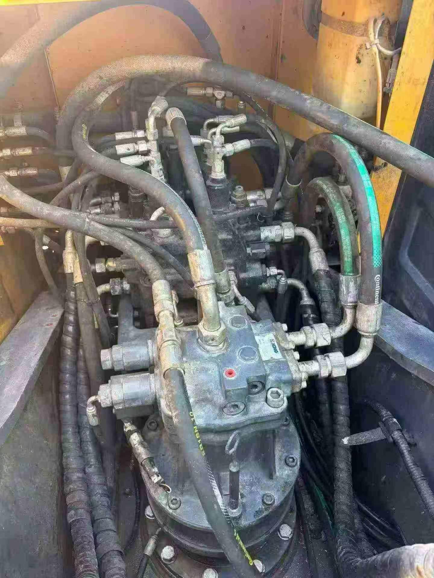 Buy XCMG XE135B Used Excavator / 6 Buy XCMG XE135B Used Excavator / 6
