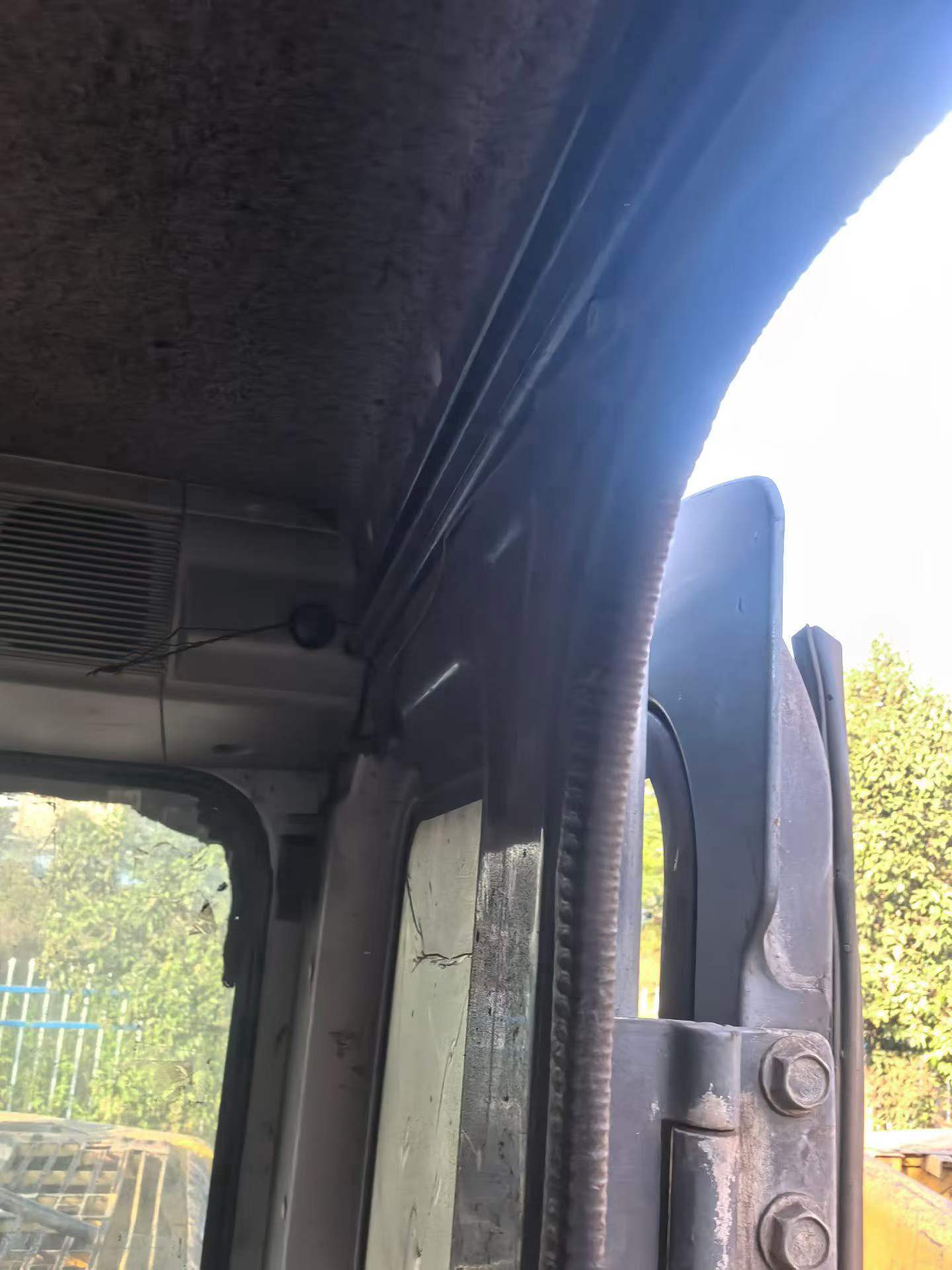 Buy Komatsu PC200-7 Used Excavator / 6 Buy Komatsu PC200-7 Used Excavator / 6