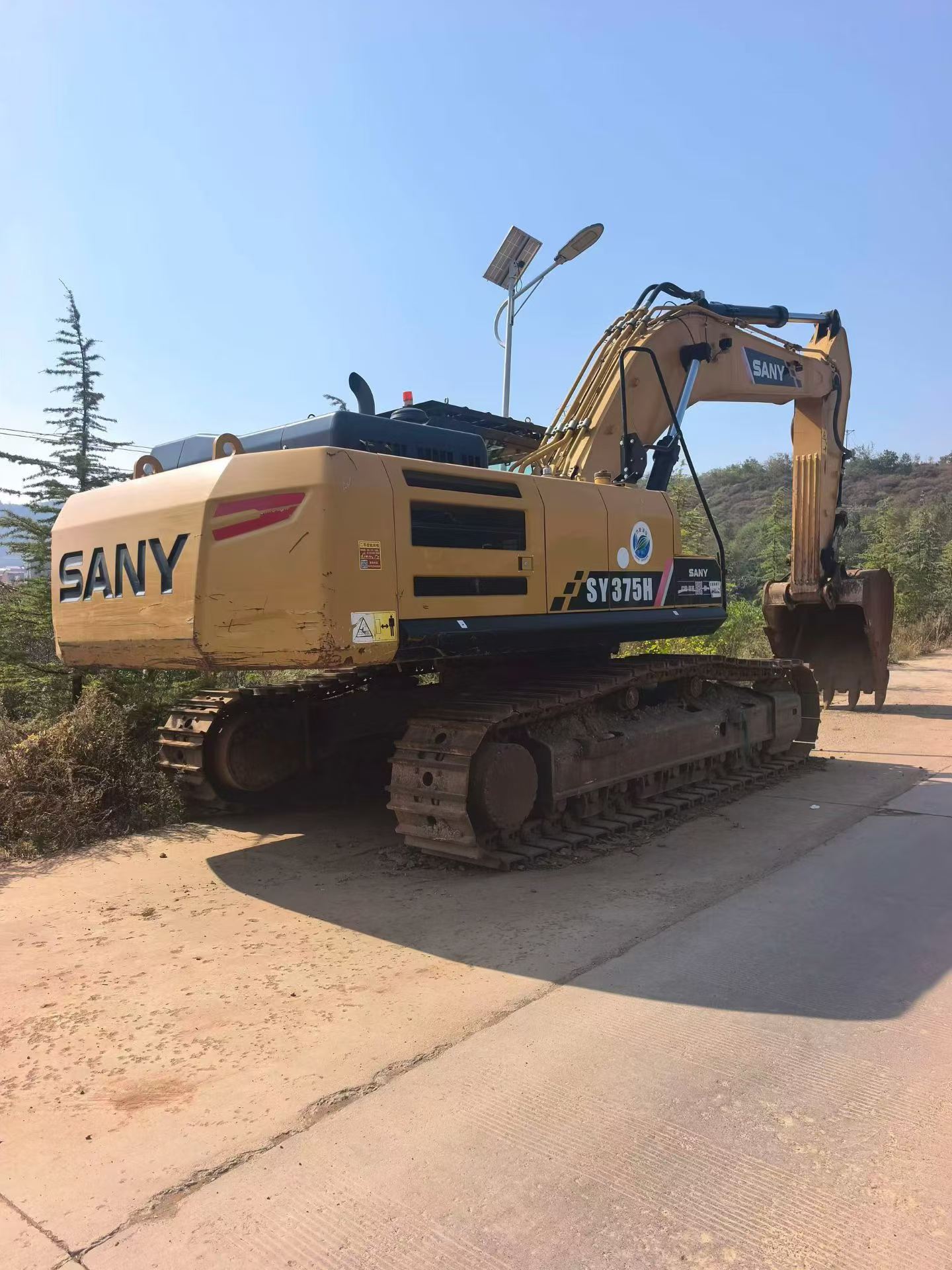 Buy Sany SY375H Used Excavator / 2 Buy Sany SY375H Used Excavator / 2