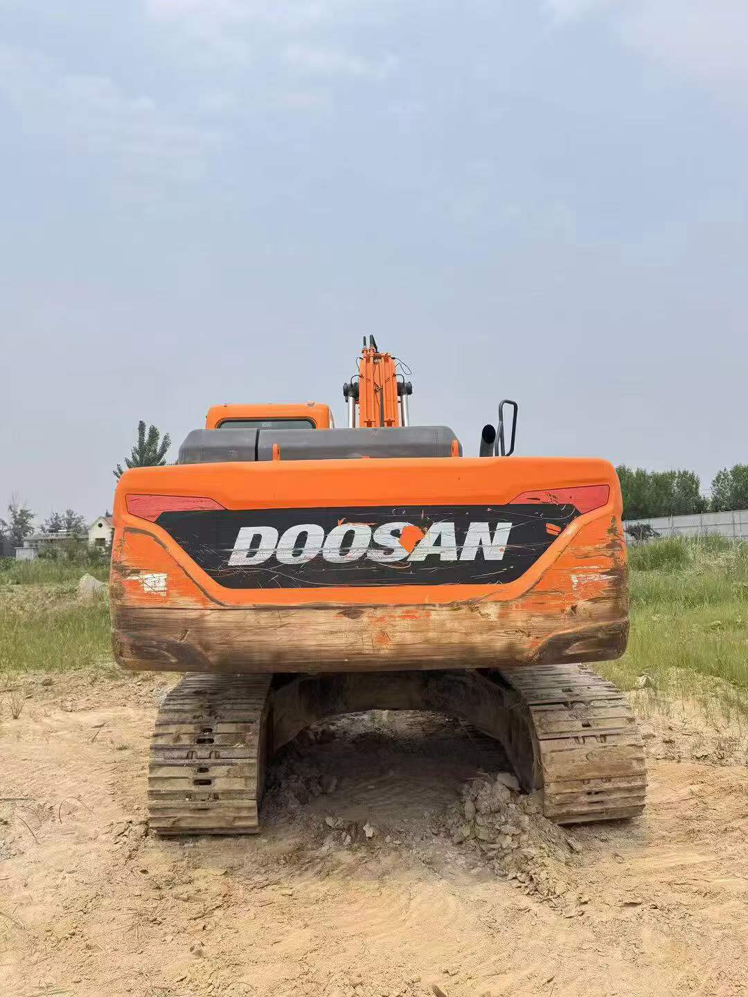 شراء حفارة Doosan DH215-7 مستعملة / 7