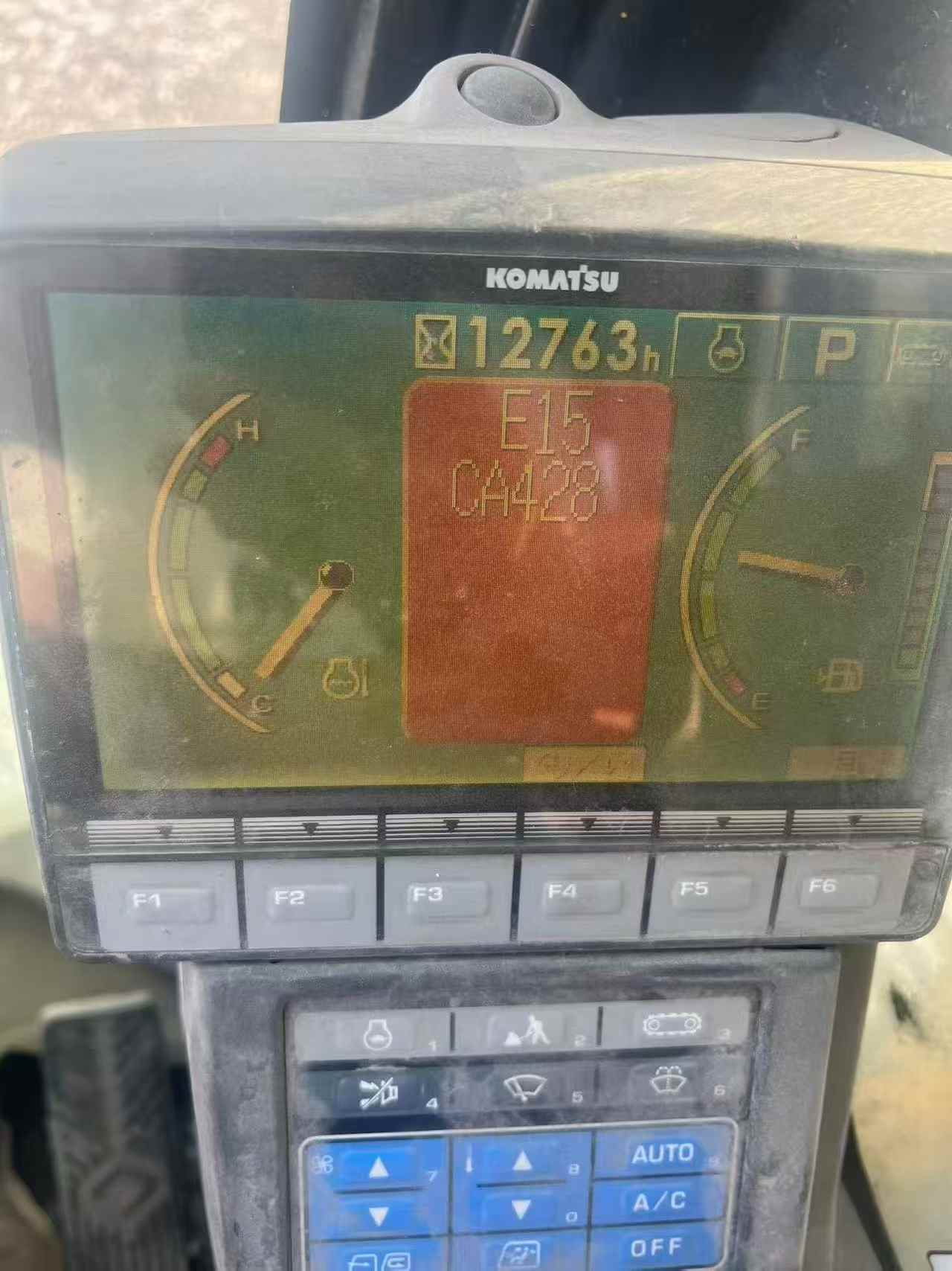 Buy Komatsu PC200-8 Used Excavator / 6