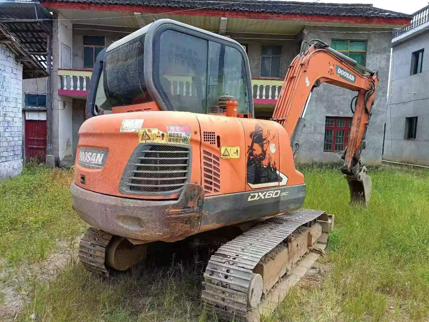 Buy Doosan DH55 Used Excavator / 2 Buy Doosan DH55 Used Excavator / 2