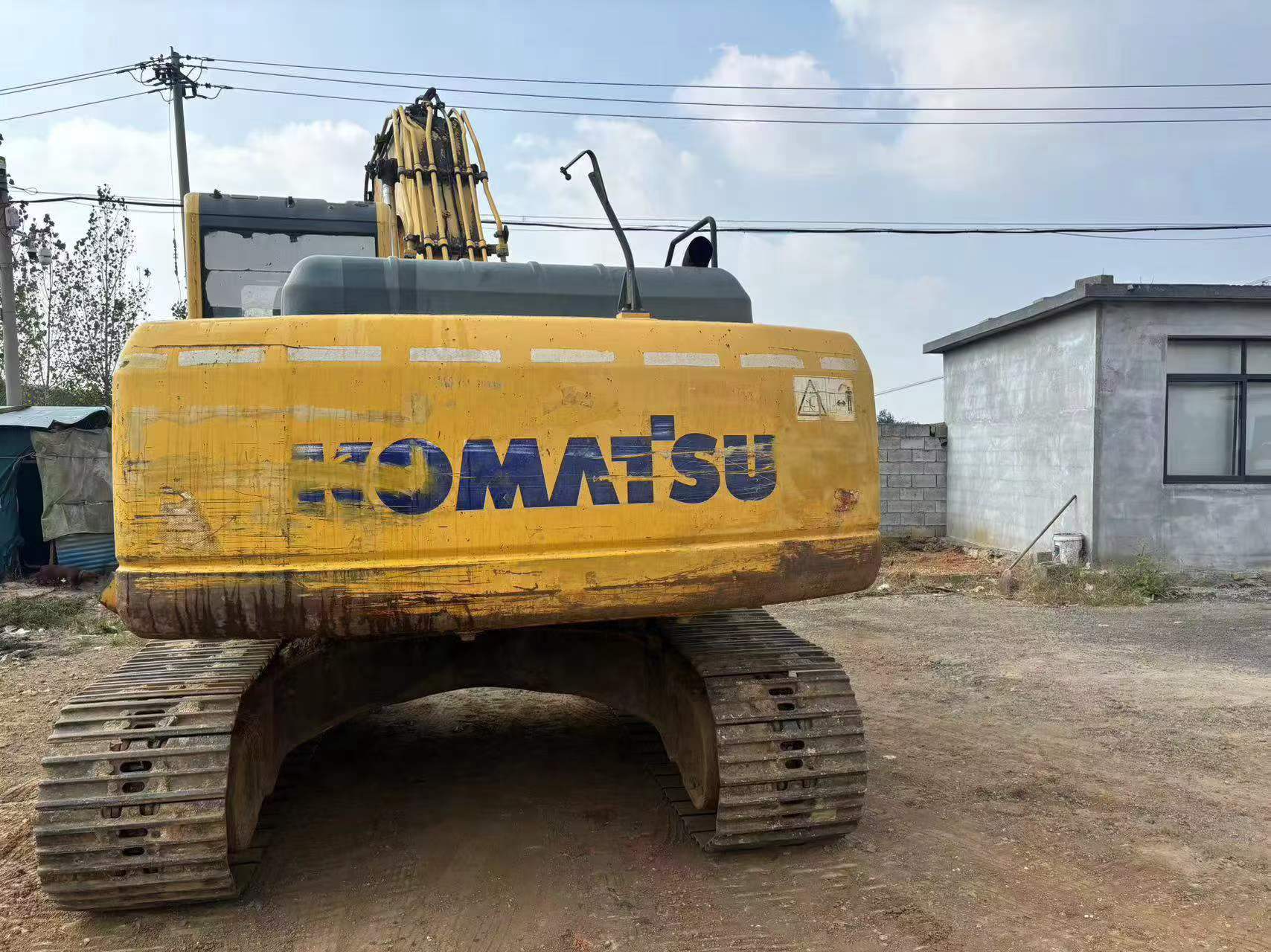 Buy Komatsu PC210 Used Excavator / 2 Buy Komatsu PC210 Used Excavator / 2