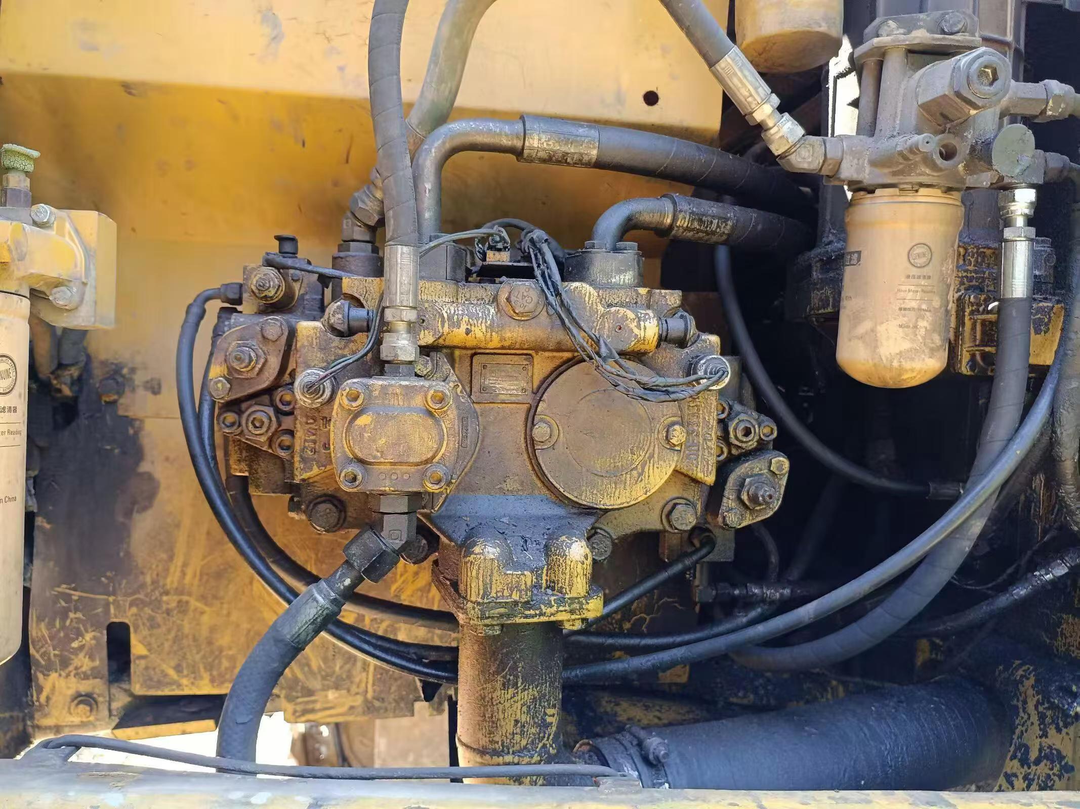 Buy Caterpillar 320D Used Excavator / 5 Buy Caterpillar 320D Used Excavator / 5