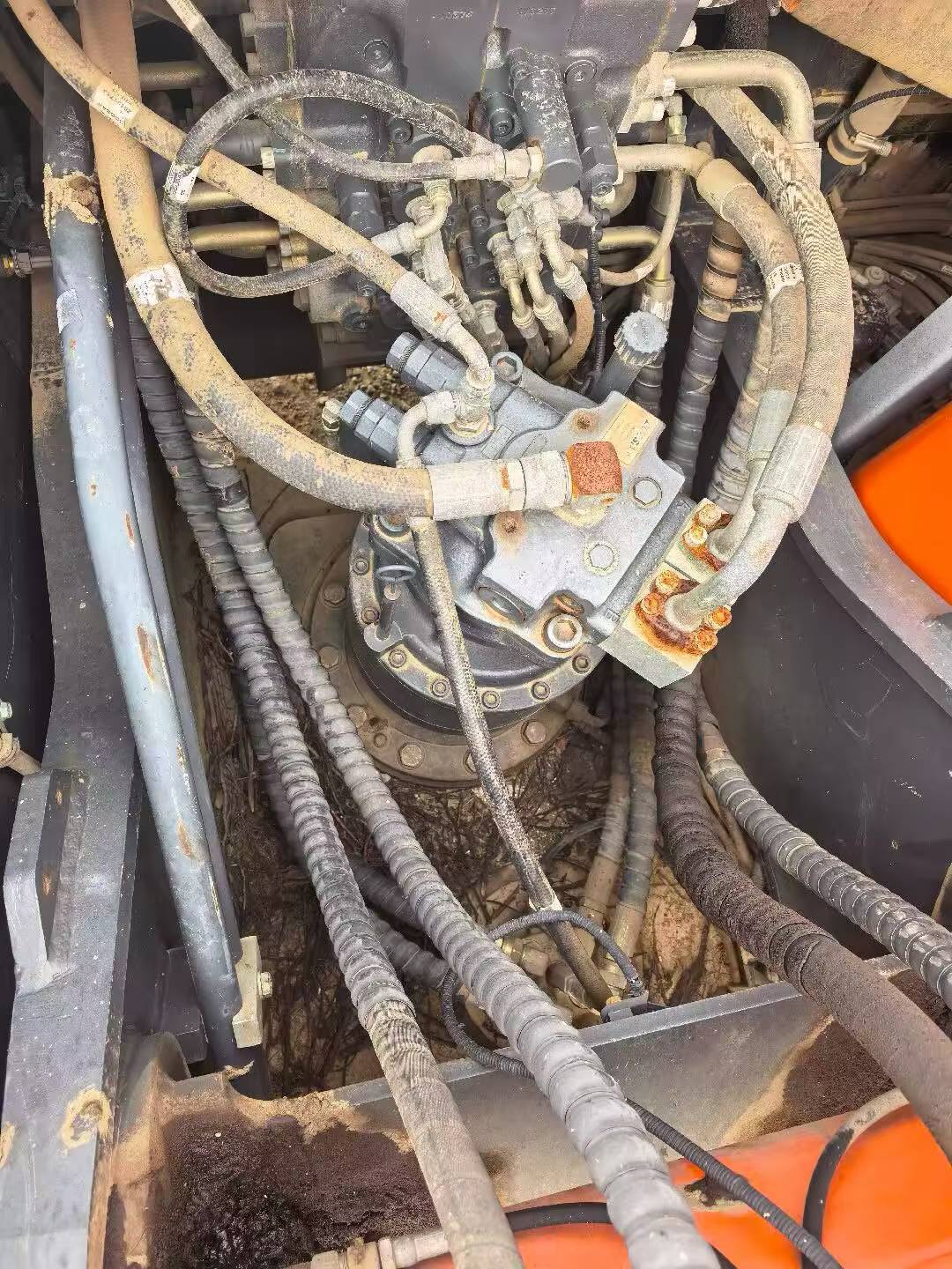 Buy Doosan DH215-7 Used Excavator / 7 Buy Doosan DH215-7 Used Excavator / 7