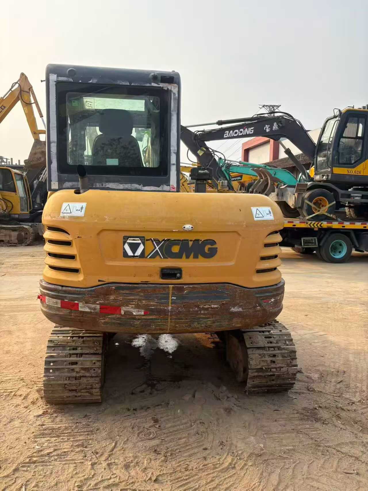 Buy XCMG XE60 Used Excavator / 3
