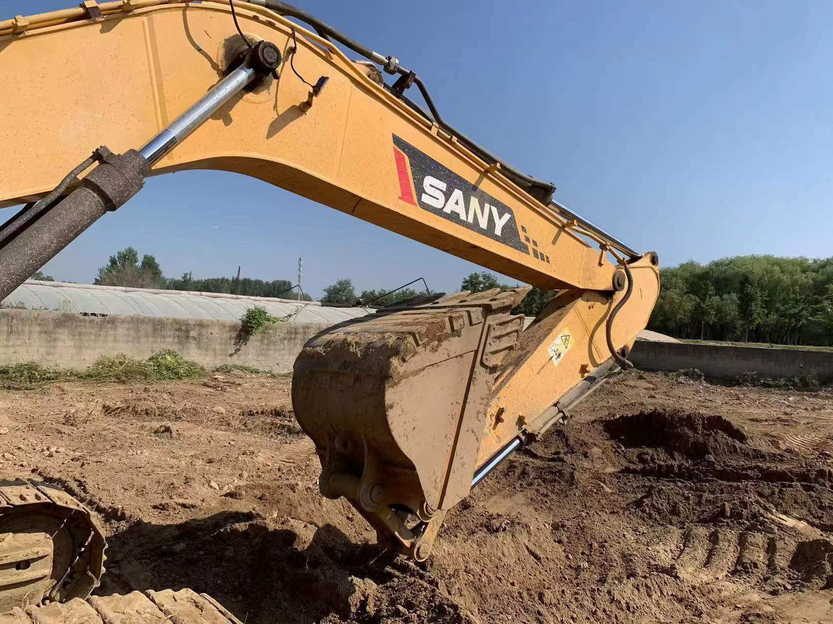 Compre Excavadora Sany SY205H Usada / 9