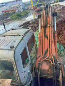 Buy Hitachi ZX200-6 Used Excavator / 6 Buy Hitachi ZX200-6 Used Excavator / 6
