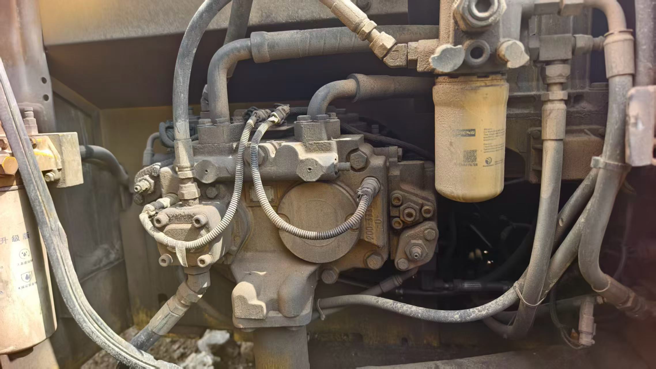Buy Caterpillar 320D Used Excavator / 2 Buy Caterpillar 320D Used Excavator / 2