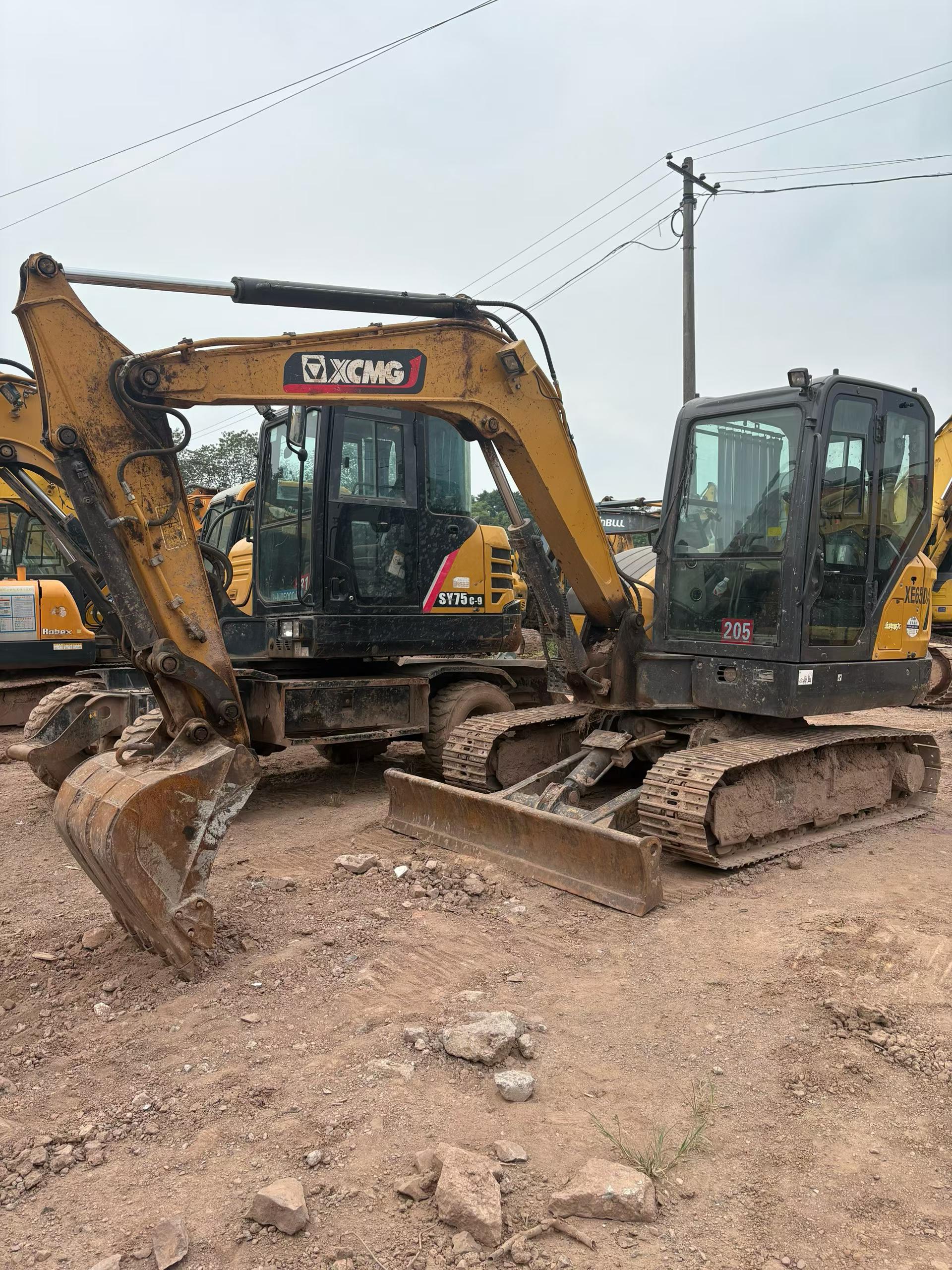 Buy XCMG XE55D Used Excavator / 1